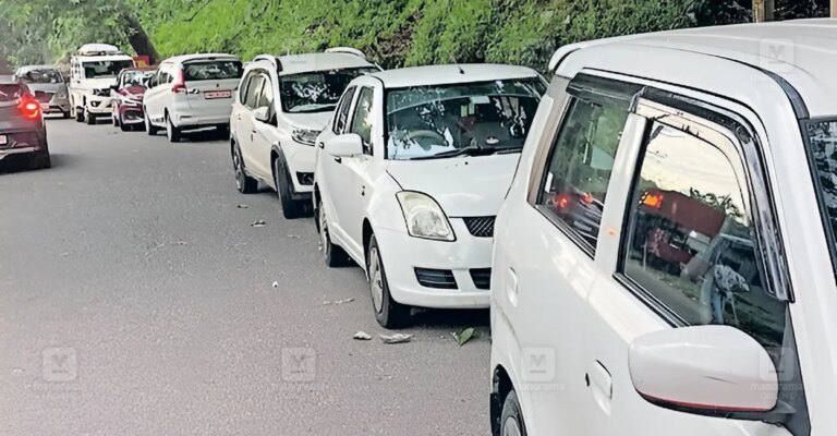 athirappilly-parking-crisis-1.jpg