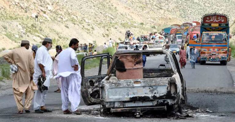 balochistan-car-bomb.jpg