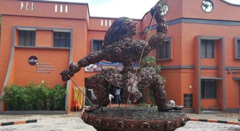 chalachithra-accademy.jpg