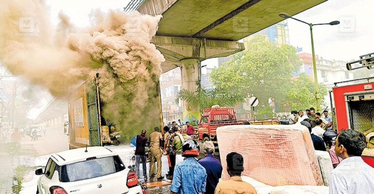 container-truck-fire-aluva.jpg