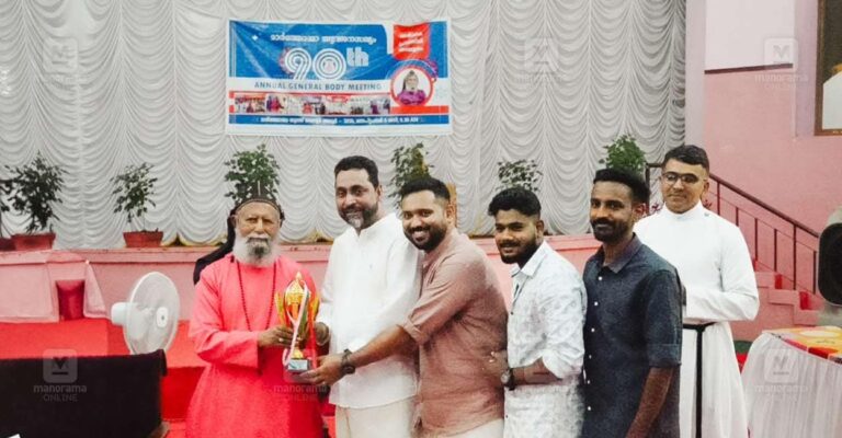 dubai-mar-thoma-youth-league-award.jpg