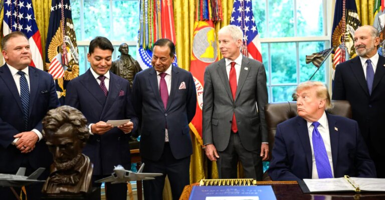 essar-whitehouse-trump-main.jpg