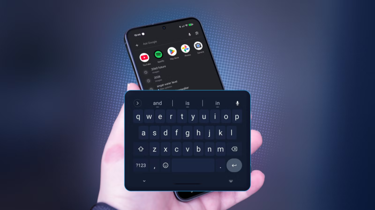futo-keyboard-open-on-an-android-phone-held-in-a-hand.png