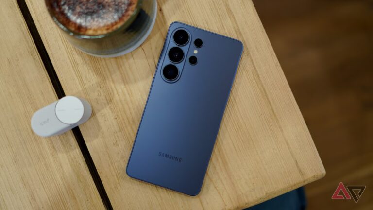 galaxy-s26-ultra-table.JPG