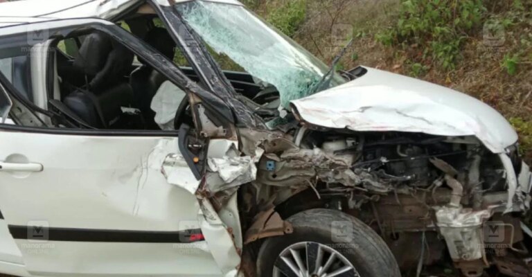 gundlupet-accident-palakkad-woman-death.jpg
