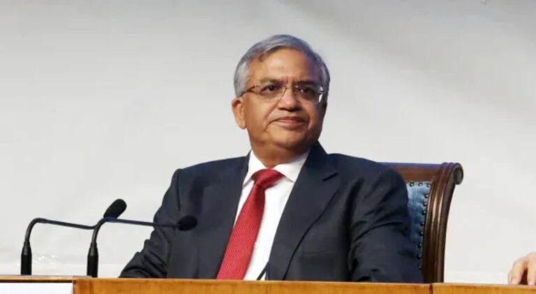 gyanesh-1-1.jpg
