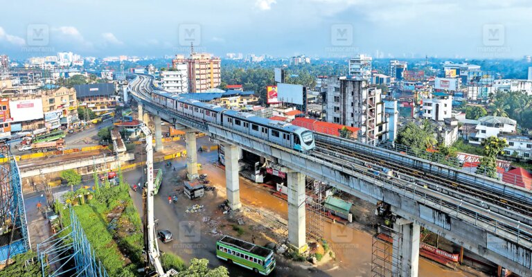 kochi-metro-1.jpg