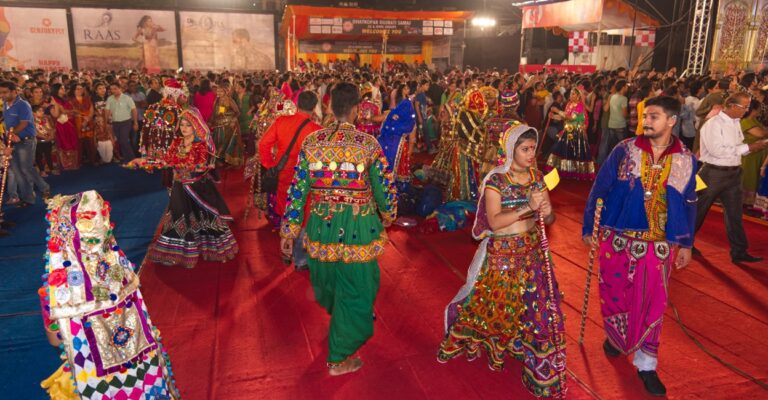 navratri-festival-maharashtra.jpg