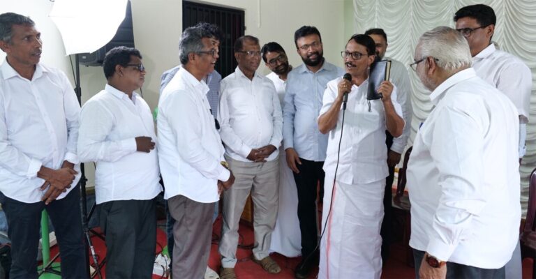 pastor-oommen-nethadam-honored-1.jpg