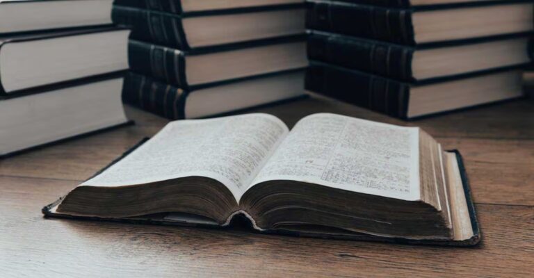 shutterstock-reading-book.jpg
