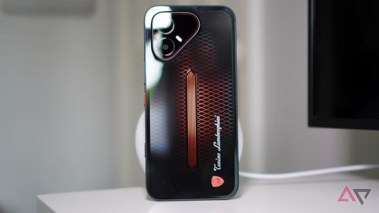 tecno-pova-lamborghini-back-pattern.JPG