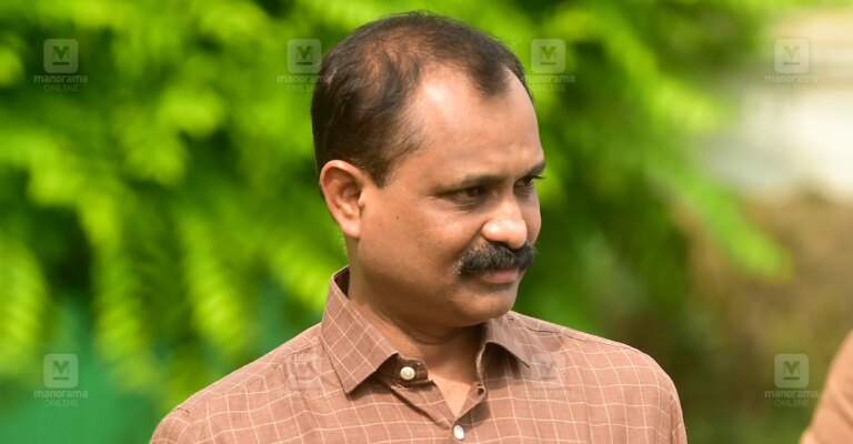vv-rajesh-1.jpg