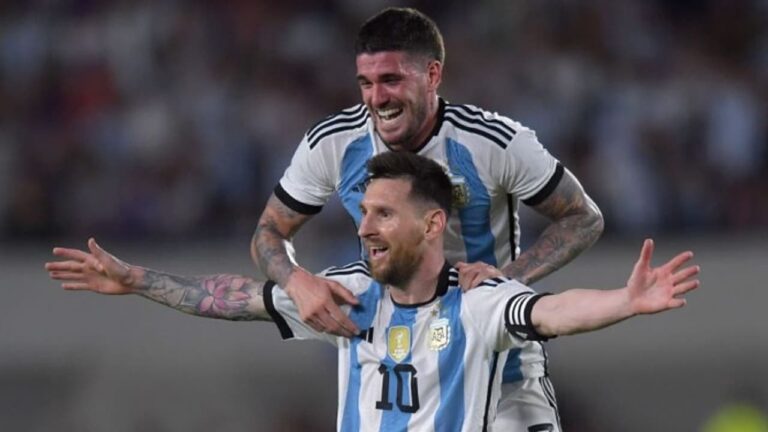 w-1280h-720format-jpgimgid-01j0qh0trg780fnj44zbskshj3imgname-lionel-messi-rodrigo-de-paul.jpg