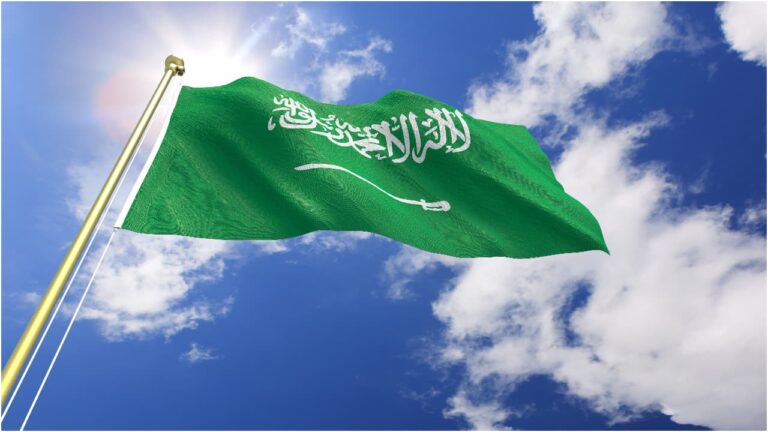 w-1280h-720format-jpgimgid-01kjj7237338pwec6qw08yayhkimgname-saudi-flag-1772285398243.jpg