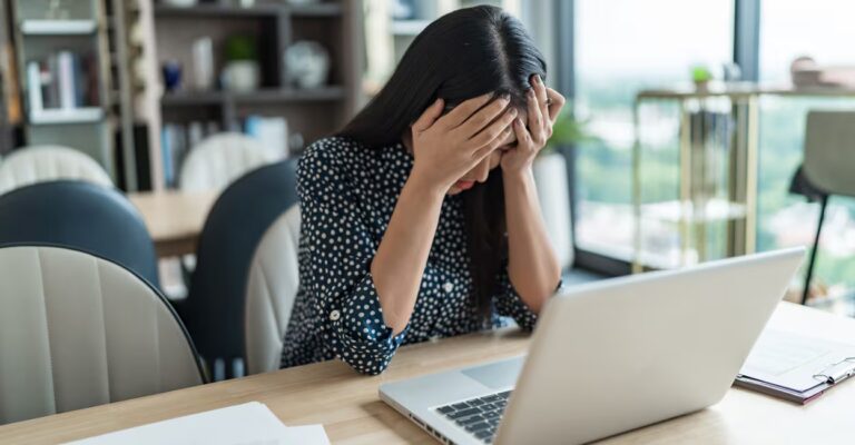 work-place-toxicity-job-stress.jpg