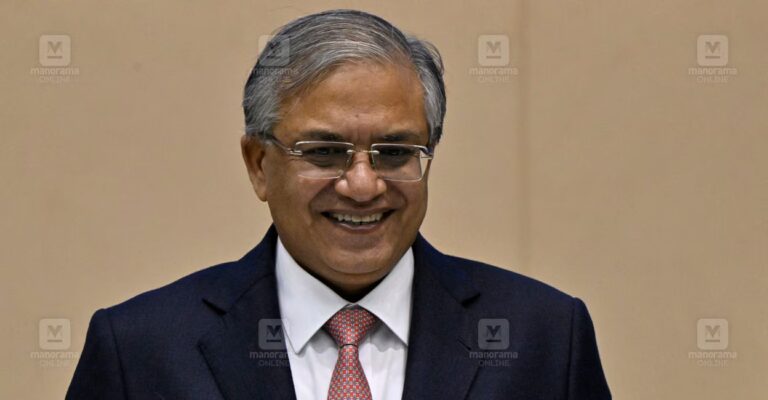 1793053362_gyanesh-kumar.jpg