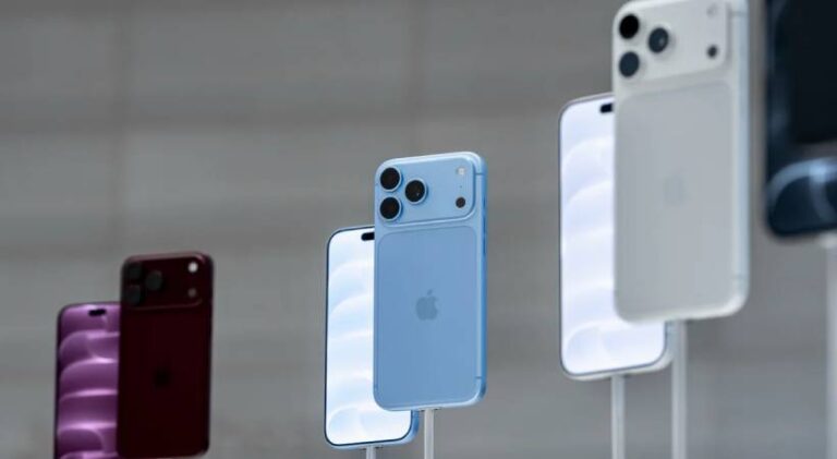 Apple-I-phone.jpg