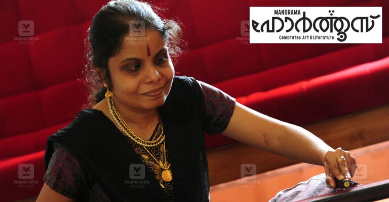 Vaikom-Vijayalakshmi.jpg