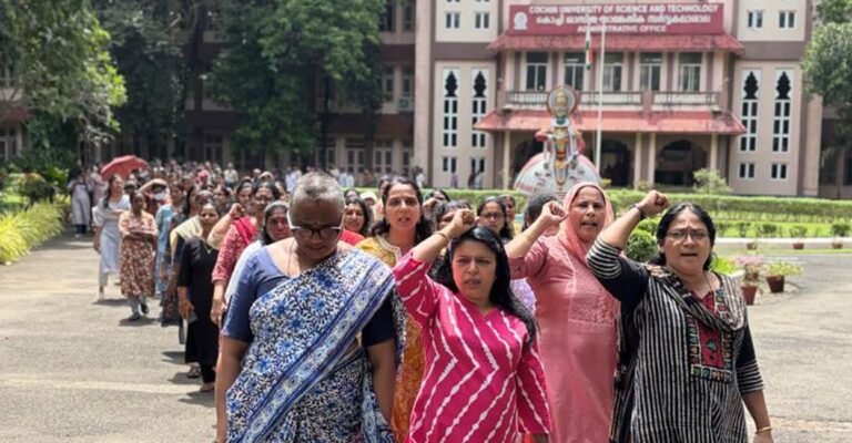 cusat-employees-association-strike-16th-day.jpg