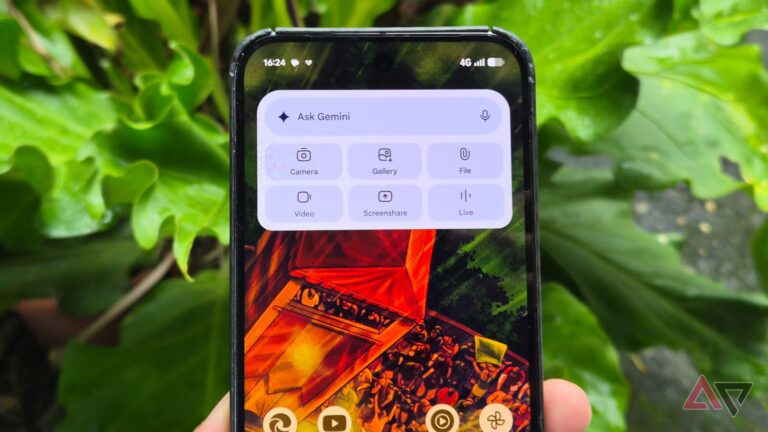 gemini-widget-on-the-home-screen-of-a-google-pixel-smartphone.jpg