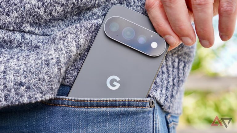 google-pixel-11-pro-pocket.JPG