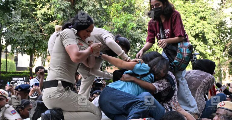 gyanesh-kumar-resignation-protest-delhi-2.jpg