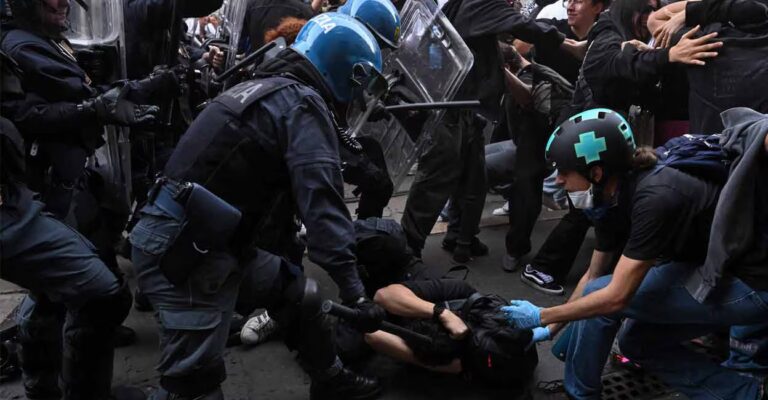 italy-protest.jpg