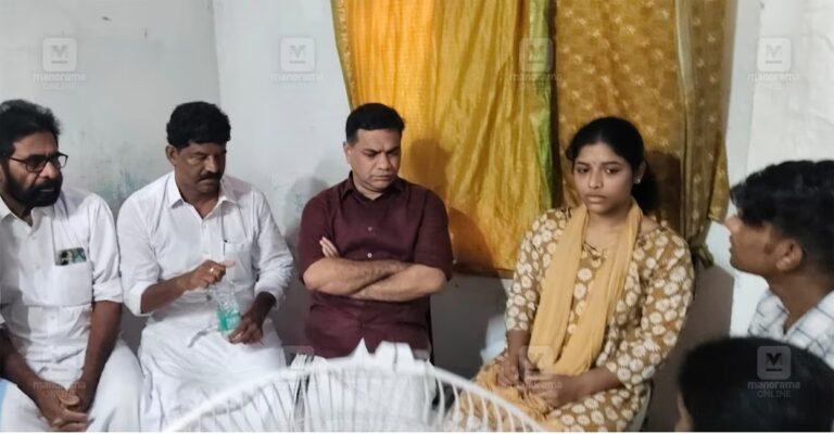 jayakrishnan-family-hibi-eden-1.jpg