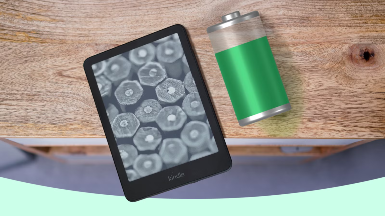 kindle-e-reader-beside-a-battery-icon-on-a-wooden-table.png