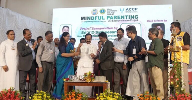 mindful-parenting-project-kerala-vd-satheesan.jpg