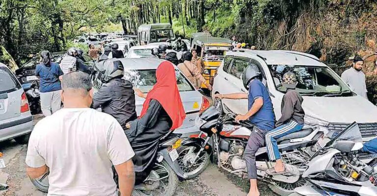 ooty-rush.jpg
