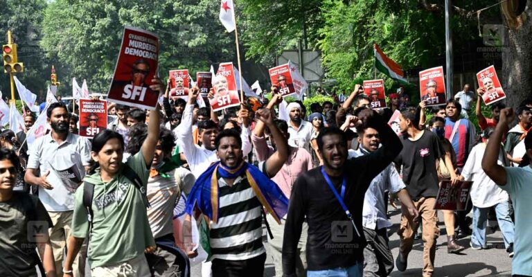 sfi-delhi.jpg