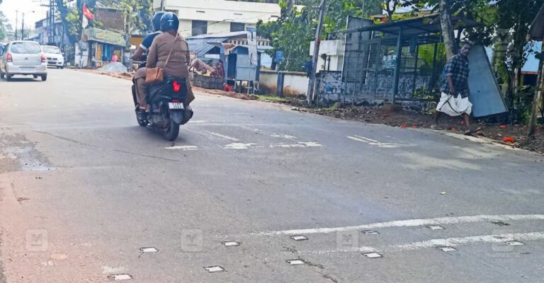 thiruvananthapuram-kallambalam-road-humps.jpg