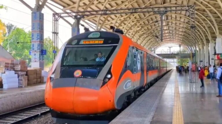 train.jpg