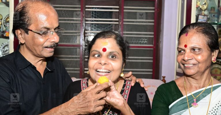 vaikom-vijayalakshmi-1.jpg