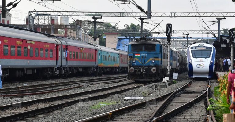 vande-bharat-express-train-1.jpg