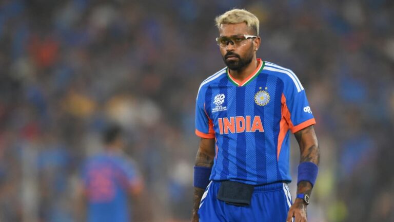 w-1280h-720format-jpgimgid-01m25b485wnregzdxjcc3kqfedimgname-hardik-pandya-1789033324732.jpg