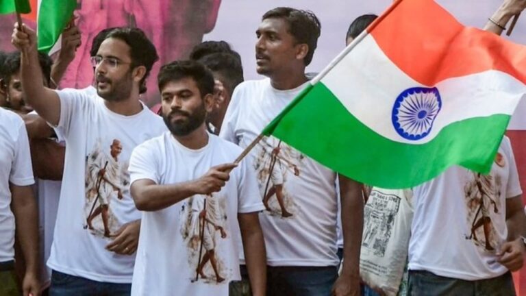 w-1280h-720format-jpgimgid-01m5150wwd9san2sfyqyad98j9imgname-cjp-protest-connaught-place-delhi-p.jpeg