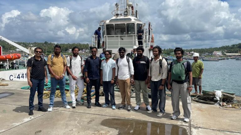 w-1280h-720format-jpgimgid-01m5wgrj81e52cbxgc0fspsm62imgname-vizhinjam-crew-change-1793032210689.jpeg