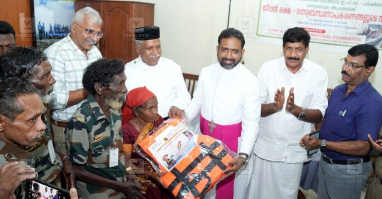 mammootty-fishing-aid-program-idukki-1.jpg