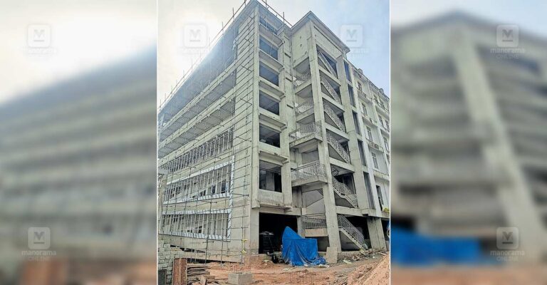 thuravur-govt-hospital-bulding.jpg
